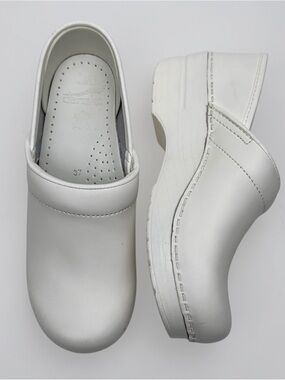 Dansko White Leather Clogs Size 37